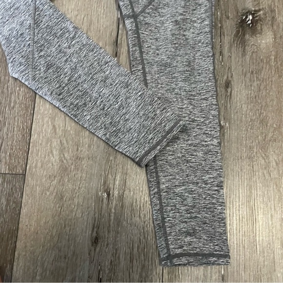 Zella Heat It Up Reflective Running Tights Size‎ Medium Grey - Picture 5 of 11